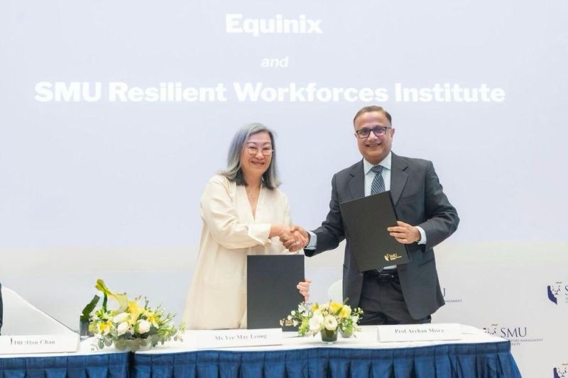 Presentation of research contribution from Equinix to ResWORK