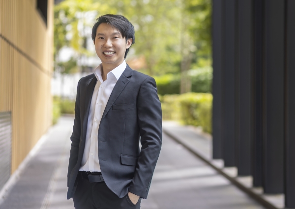 SMU Associate Professor Andree Hartanto