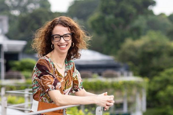 SMU Professor Maartje DE VISSER