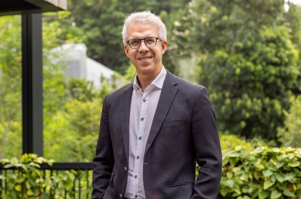 SMU Professor Kenneth Benoit